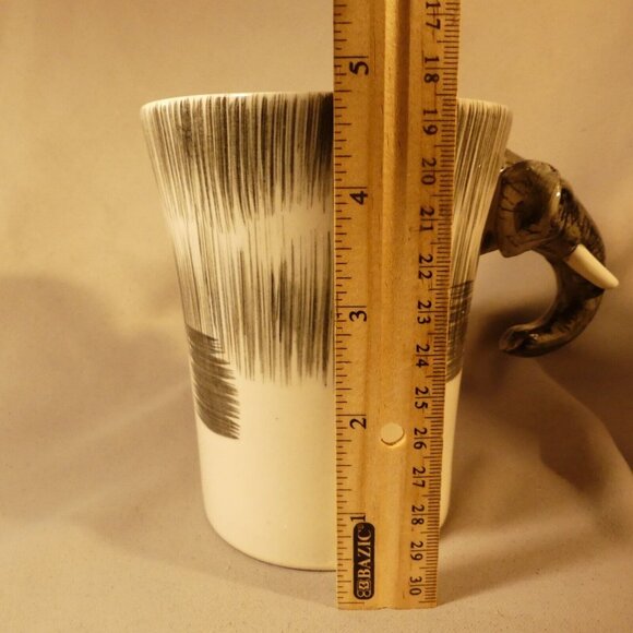 Pier 1 O Imports 3D Elephant Head Handle Coffee Tea Cup Mug 14 Oz Preowned - Picture 8 of 10